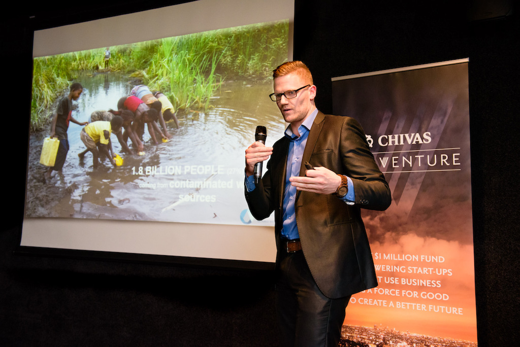 Jacob Bossaer pitching at The Venture